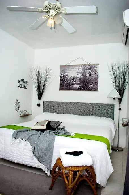 Cole Bay Getaway: Ideal For Relaxation Koolbaai Apartment